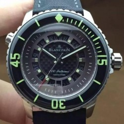 Replica Blancpain 500 Fathoms Titanium Carbon Fiber Dial M9015